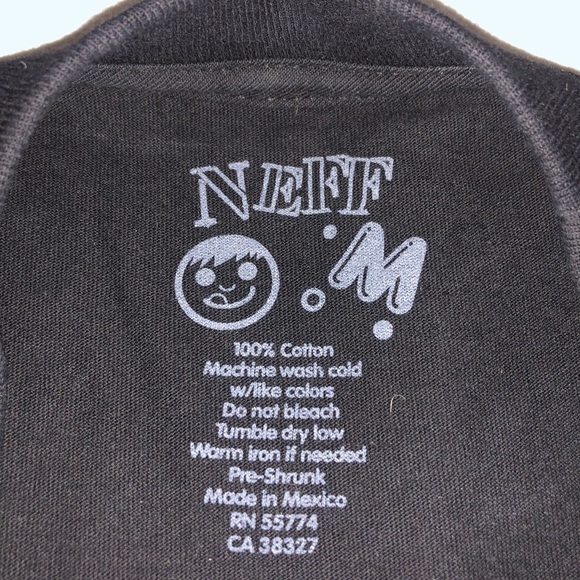 Neff Men's Black Graphic T-Shirt - Picture 2 of 2